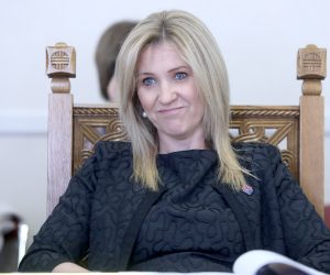 Zagreb: Održana sjednica Odbora za Ustav, Poslovnik i politički sustav 03.04.2019., Zagreb - U Saboru je odrzana 52. sjednica Odbora za Ustav, Poslovnik i politicki sustav na kojoj je raspravljano o izvjescu o radu Povjerenstva za odlucivanje o sukobu interesa za 2017. godinu. Natasa Novakovic.
Photo: Patrik Macek/PIXSELL
