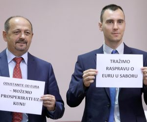 03.07.2019., Zagreb - Sabor je 12 sjednicu nastavio raspravom o potvrdjivanju Izmjene i dopune Baselske konvencije o nadzoru prekogranicnog prometa opasnog otpada i njegovu odlaganju.
Photo: Patrik Macek/PIXSELL