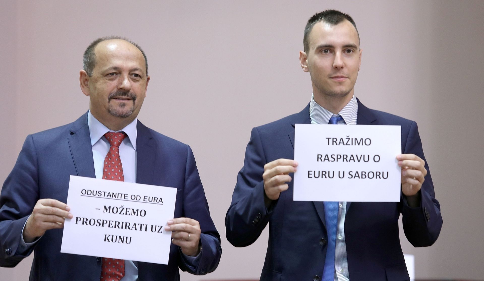 03.07.2019., Zagreb - Sabor je 12 sjednicu nastavio raspravom o potvrdjivanju Izmjene i dopune Baselske konvencije o nadzoru prekogranicnog prometa opasnog otpada i njegovu odlaganju.
Photo: Patrik Macek/PIXSELL
