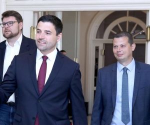 03.07.2019., Zagreb - Na konferenciji za medije u Saboru o prijedlogu za pokretanje pitanja povjerenja ministru uprave Lovri Kuscevicu govorili su SDP-ovi zastupnici Davor Bernardic, Pedja Grbin i Sasa Djujic.
Photo: Patrik Macek/PIXSELL