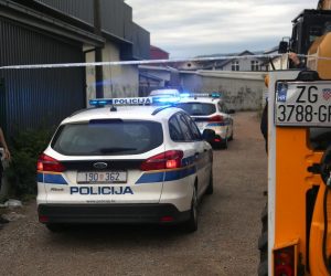 04.07.2019., Zagreb - Rome sele iz Plinarskog naselja u Petrusevec zbog rusenja njihovog naselja. 

Photo: Marin Tironi/PIXSELL