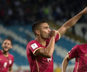 05.09.2016., Beograd, Srbija - Stadion Rajko Mitic, FIFA Svjetsko prvenstvo, kvalifikacijska utakmica Grupe D, Srbija - Republika Irska. Dusan Tadic postize gol za Srbiju.
Photo: Srdjan Ilic/PIXSELL