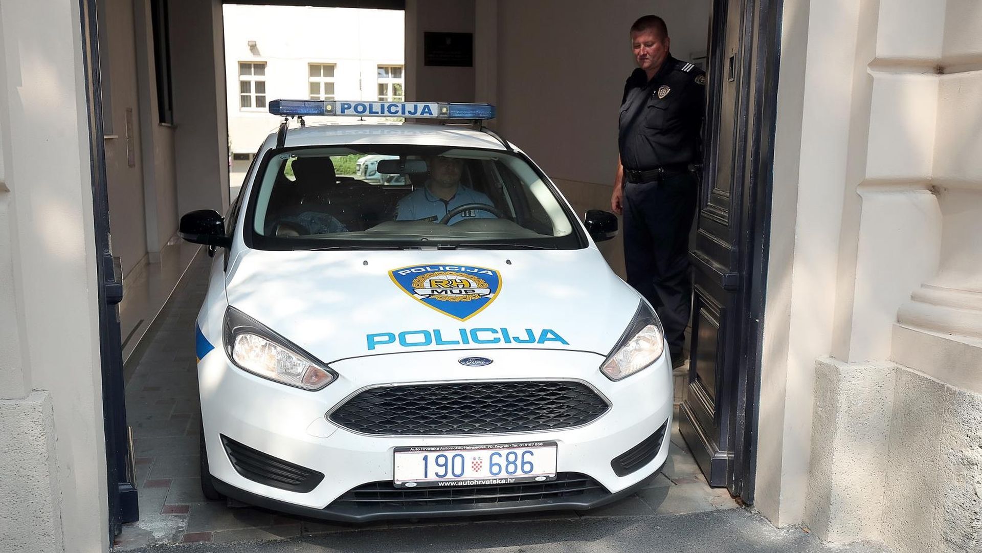 06.07.2019., Zagreb - Dolazak i odlazak osumnjicenih i njihovih odvjetnika u velikoj policijskoj akciji na ispitivanje u USKOK. 
Photo: Goran Stanzl/PIXSELL
