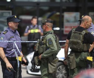 08.07.2019.,Zagreb - Maskirani dvojac je upao u PBZ na Crnomercu u Zagrebu, ali u poslovnici je bio policajac u civilu koji je pucao u zrak da prestrasi razbojnika
Photo: Borna Filic/PIXSELL