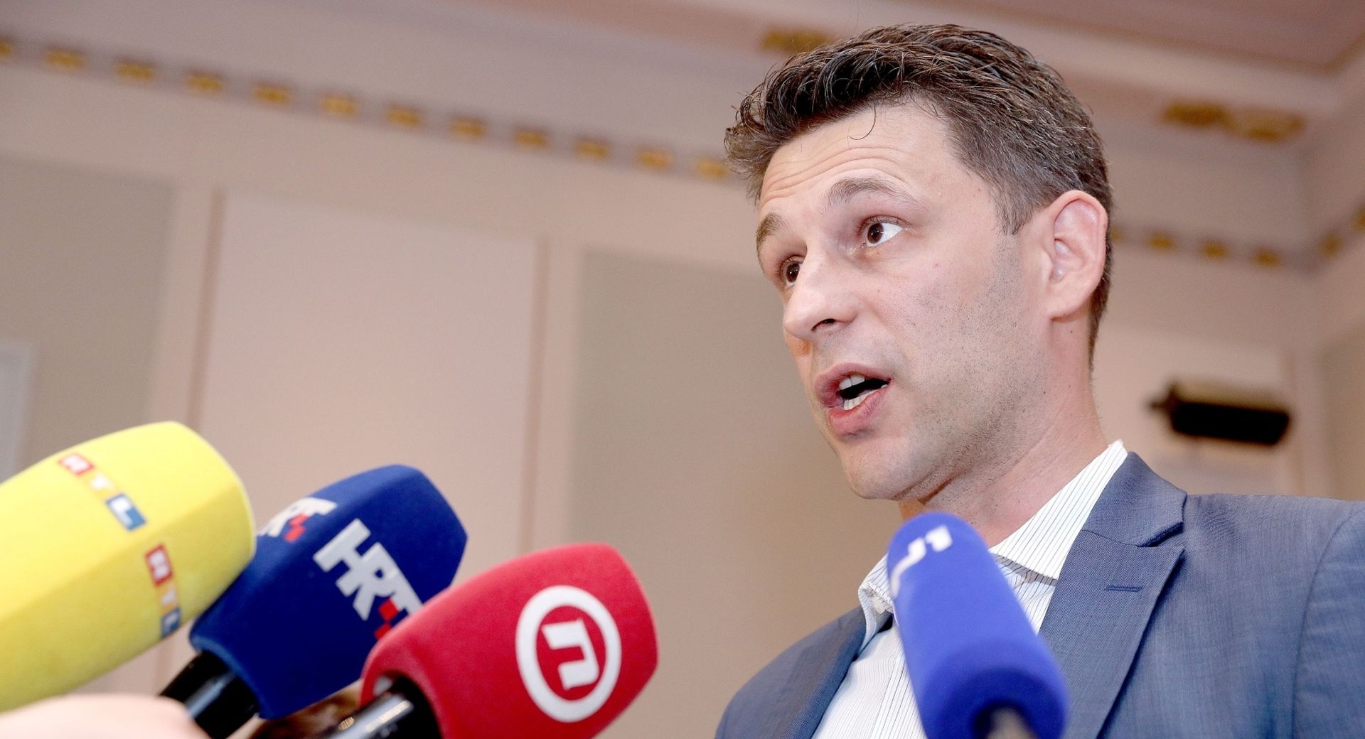 09.07.2019., Zagreb - Predsjednik Mosta Bozo Petrov dao je u Saboru izjavu o ostavci ministra Kuscevica.
Photo: Patrik Macek/PIXSELL