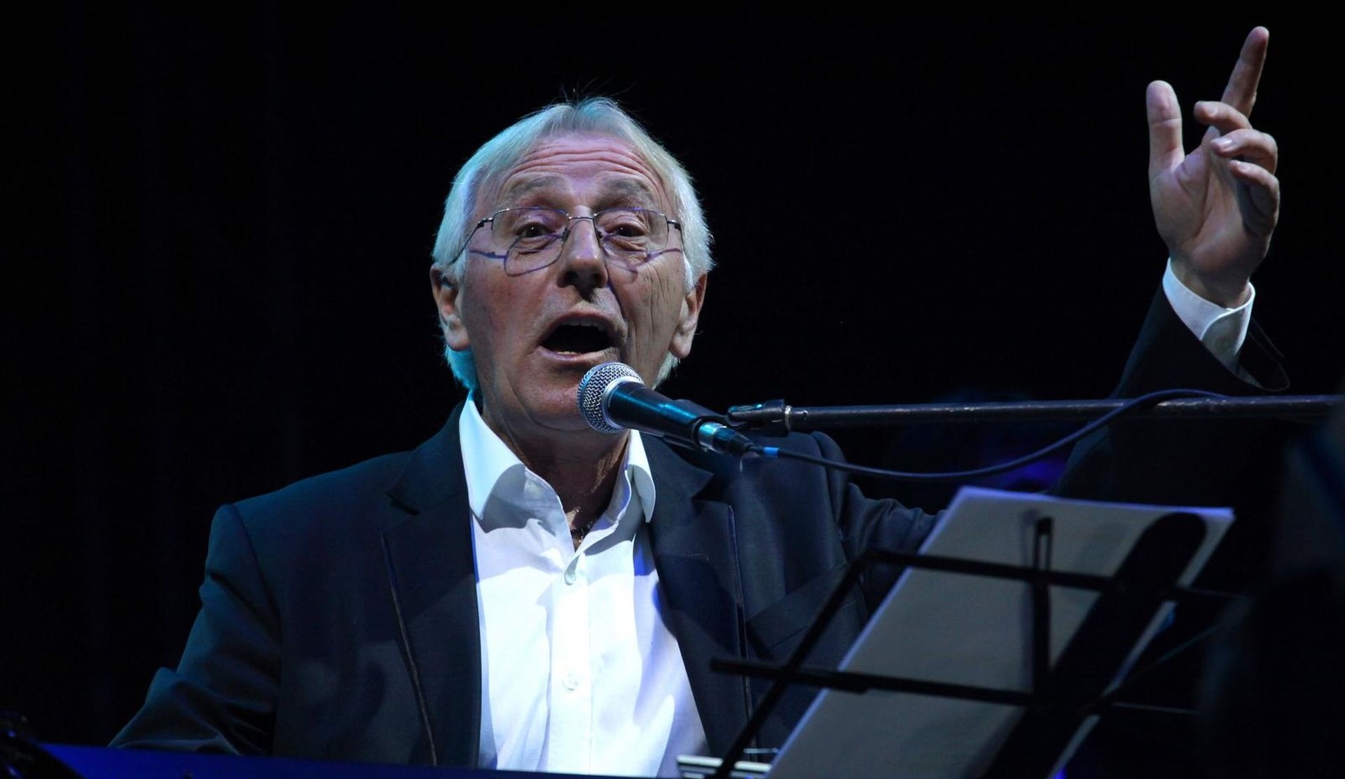 22.03.2012., Zadar - Koncert Olivera Dragojevica (7.12.1947., Split -  29. 7.2018., Split) u dvorani Kresimira Cosica.
Photo: Zeljko Mrsic/PIXSELL