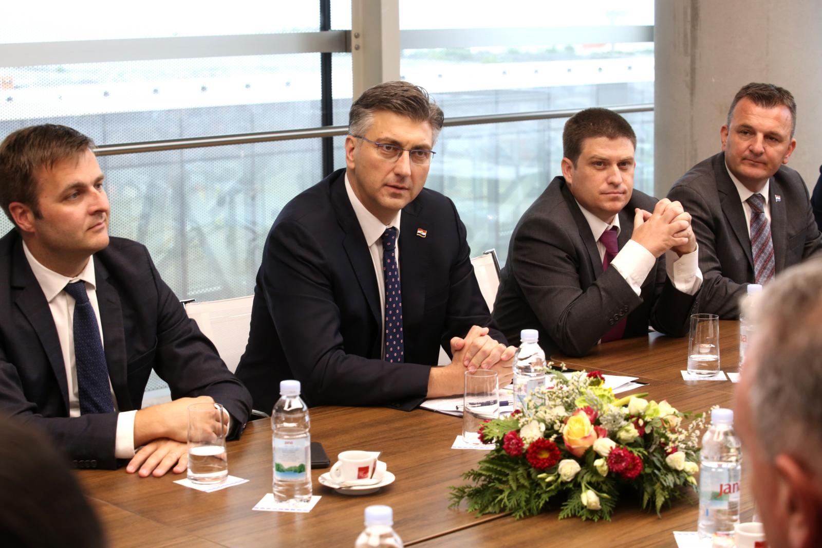 13.07.2019., Kastela, Aerodrom - Predsjednik Vlade Andrej Plenkovic sudjelovao na svecanosti otvorenja obnovljenog i prosirenog putnickog terminala Zracne luke Split, projekta vrijednog 450 milijuna kuna. Photo: Miranda Cikotic/PIXSELL