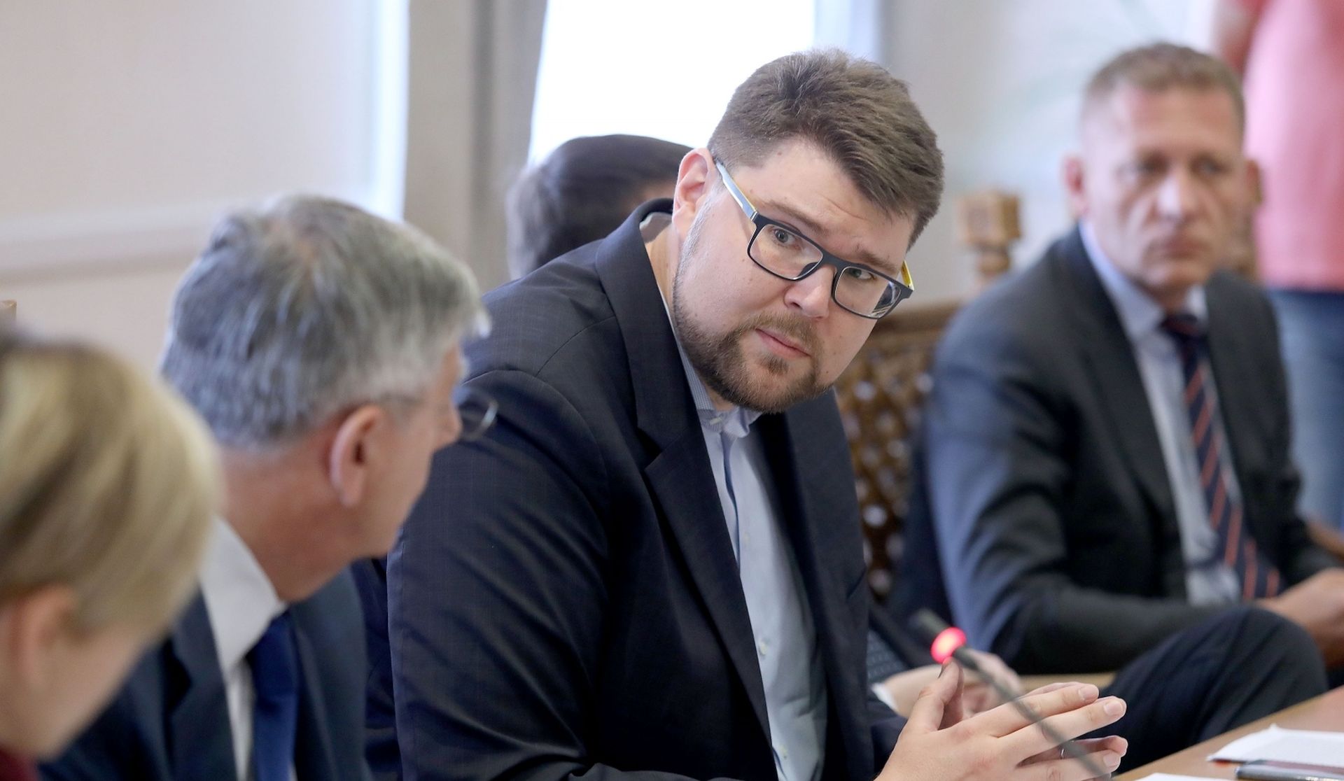 14.06.2019., Zagreb - Odbor za ustav poslovnik i politicki sustav skinuo je sa dnevnog reda tocku o izuzecu predsjednice povjerenstva za sprjecavanje sukoba interesa, nakon cekga je oporba napustila sjednicu.
Photo: Patrik Macek/PIXSELL