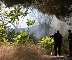 16.07.2017., Split - U napustenoj kolibi podno Marjana izbio pozar. Pozar je ugasen u kratkom vremenu.  
Photo: Miranda Cikotic/PIXSELL
