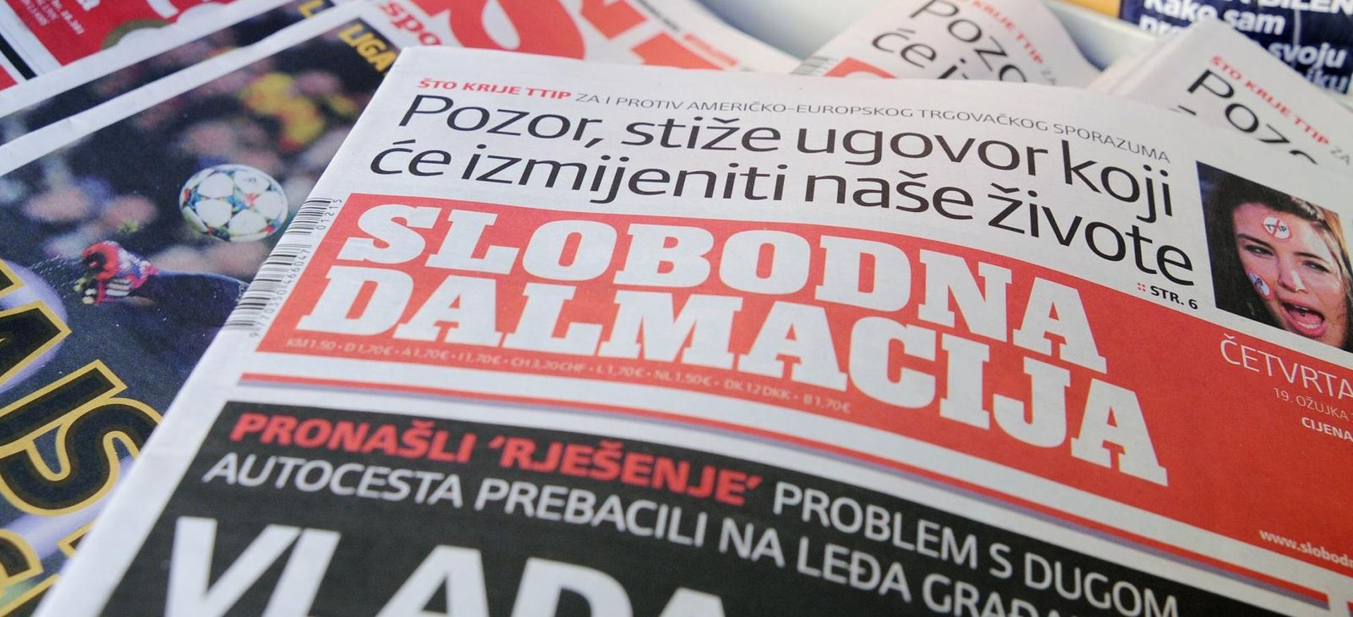 19.03.2015., Sibenik - Novine na kiosku.
Photo: Hrvoje Jelavic/PIXSELL