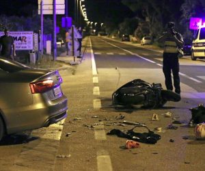 25.07.2019., Brodarica - U Brodarici kod skretanja za Zlatnu ribicu dogodila se prometna nesreca u kojoj su sudjelovala dva motocikla i jedno osobno vozilo. Jedan motorista je poginuo. Ocevid je u tijeku, a promet se odvija naizmjenicno uz pomoc prometne policije. Photo: Dusko Jaramaz/PIXSELL