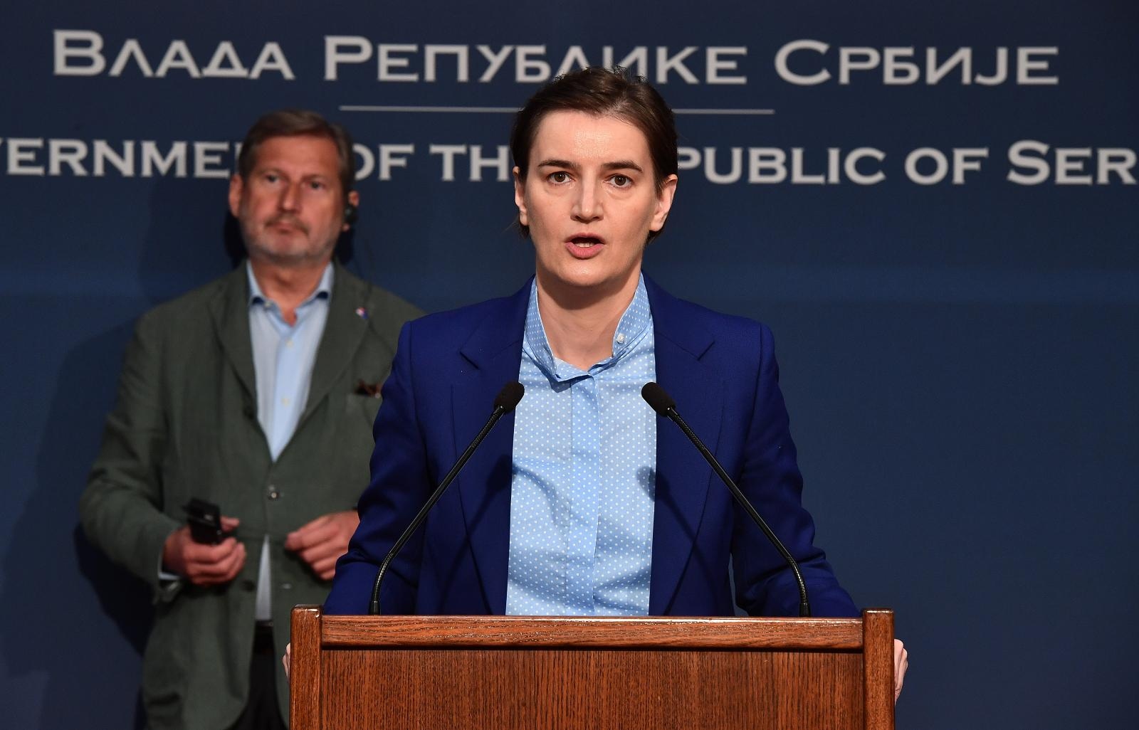 26.07.2019., Beograd, Srbija - Predsjednica Vlade Republike Srbije Ana Brnabic na zajednickoj konferenciji za medije s Europskim povjerenikom za politiku susjedstva i pregovore o prosirenju Johannesom Hahnom. Photo: Srdjan Ilic/PIXSELL
