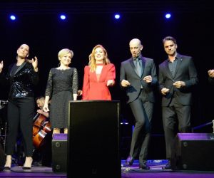 27.04.2019., Bjelovar - Svecano otvorenje BOK festa uz mjuzikl Carobni Broadway. 
Photo: Damir Spehar/PIXSELL