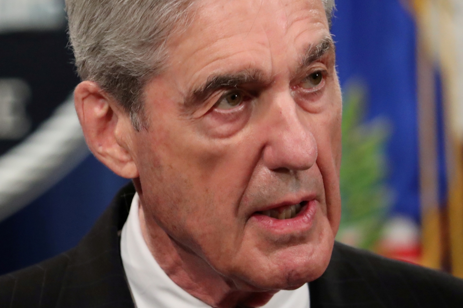FILE PHOTO: U.S. Special Counsel Mueller speaks about Russia investigation at the Justice Department in Washington FILE PHOTO: U.S. Special Counsel Robert Mueller delivers a statement on his investigation into Russian interference in the 2016 U.S. presidential election at the Justice Department in Washington, U.S., May 29, 2019. REUTERS/Jim Bourg - RC1811FBD2D0/File Photo Jim Bourg