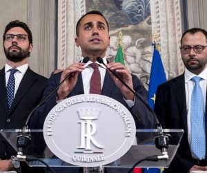 epa07786174 Italian Deputy Premier, Labour Minister and Five Star Movement (M5S) leader Luigi Di Maio Luigi Di Maio (C) addresses the media after a meeting with Italian President Sergio Mattarella at the Quirinale Palace for the first round of formal political consultations following the resignation of Prime Minister Giuseppe Conte, in Rome, Italy, 22 August 2019.  EPA/ANGELO CARCONI