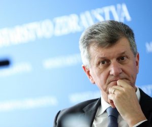 04.02.2019., Zagreb - Medjunarodni dan protiv raka i pocetak Hrvatskog tjedna protiv raka obiljezen je u Ministarstvu zdravstva konferencijom za medije pod sloganom Ja jesam i hocu cime se zeli istaknuti uloga svakog pojedinca u brizi o svom zdravlju. Milan Kujundzic. 
Photo: Goran Stanzl/PIXSELL