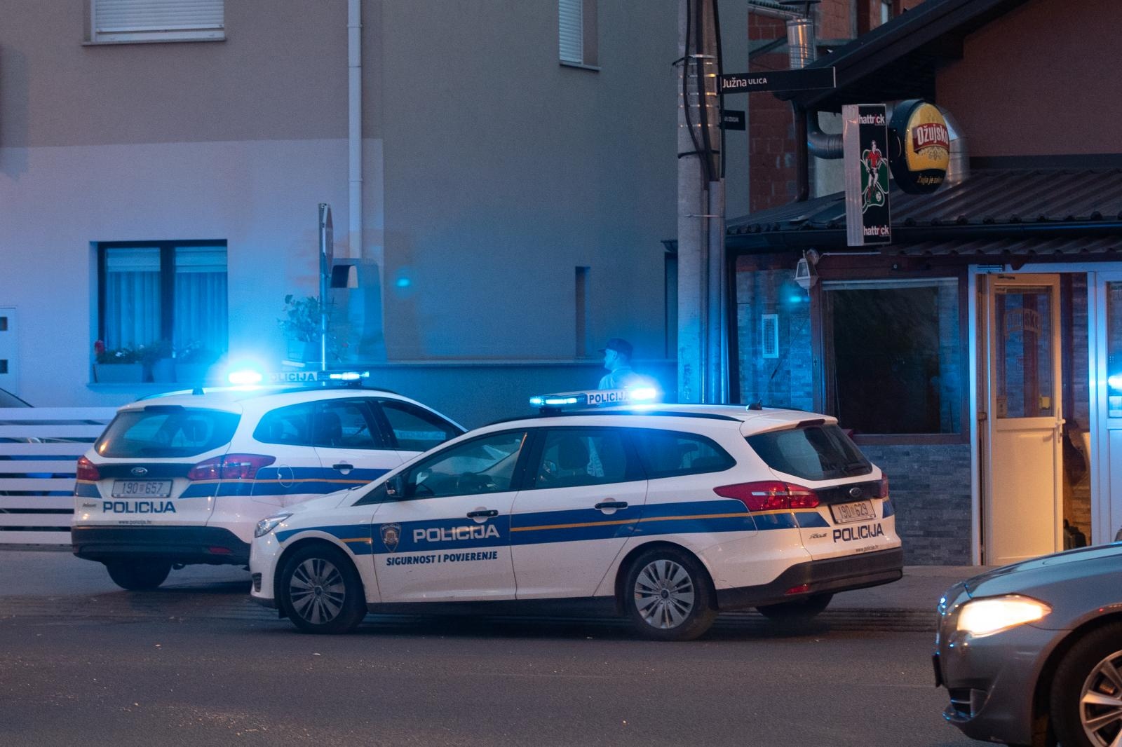 06.07.2019., Zagreb - Policija osigurava mjesto pucnjave u Juznoj ulici u zagrebackoj Dubravi.
Photo: Davor Puklavec/PIXSELL