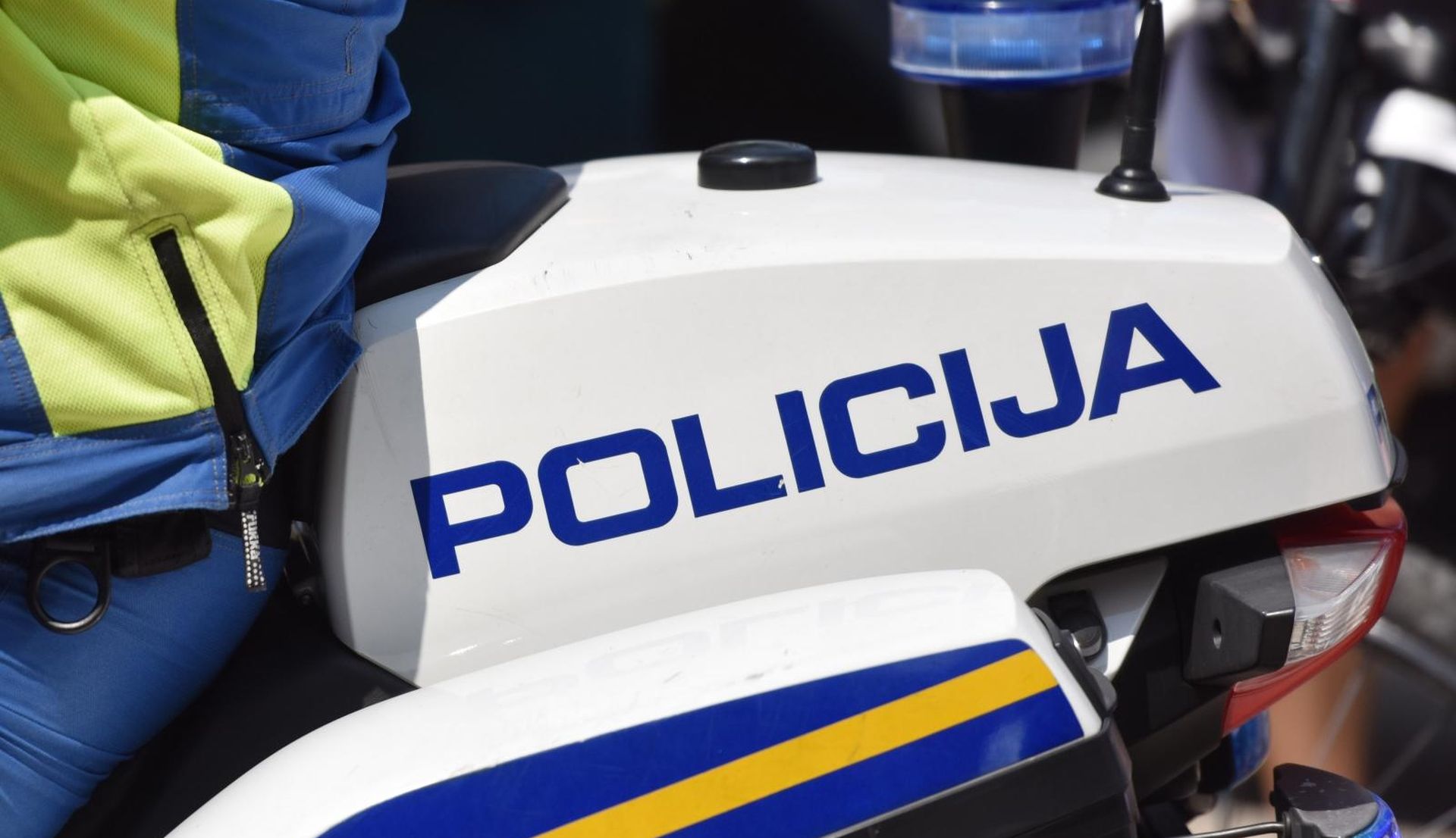 13.05.2018., Sibenik - Oznake na policijskim motorima. 
Photo: Hrvoje Jelavic/PIXSELL