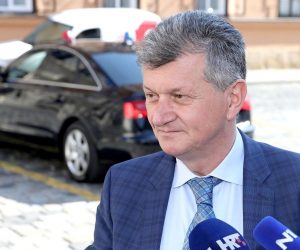 17.07.2019., Zagreb - Ministri i drzavni tajnici dolaze u Banske dvore na sjednicu uzeg kabineta Vlade.
Photo: Patrik Macek/PIXSELL