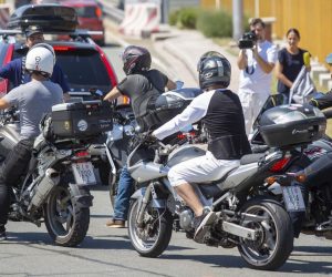 20.07.2019., Krcki Most - Prosvjed motociklista na Krckom mostu zbog naplate mostarine. Motociklisti sitnisem placali most stvorivsi jos vecu guzvu. 
Photo: Nel Pavletic/PIXSELL