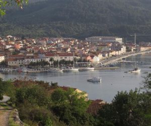 22.04.2014., Vela Luka - Panorama Vela Luke u kasnim poslijepodnevnim satima.
Photo: Ivo Cagalj/PIXSELL