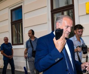 22.07.2019. Zagreb - Dolazak ministara u Vladu Republike Hrvatske. Ministar Drazen Bosnjakovic   Photo: Josip Regovic/PIXSELL