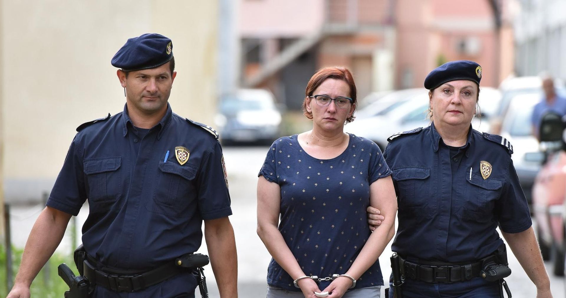 22.08.2019., Varazdin - Policija dovela Smiljanu Srnec na Zupanijski sud na sjednicu Optuznog vijeca. Smiljanu Srnec tereti se da je 2000. godine u obiteljskoj kuci u Palovcu ubila svoju sestru cije je tijelo pronadjeno u zamrzivacu 16. veljace 2019. godine. Photo: Vjeran Zganec Rogulja/PIXSELL