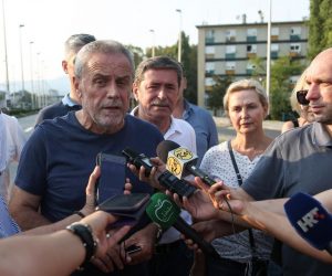 25.08.2019.,Zagreb - Gradonacelnik Bandic nakon zavrsenih radova ponovno pustio Aveniju Marina Drzica u promet.
Photo: Marin Tironi/PIXSELL