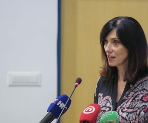 26.07.2019., Zagreb -U Ministarstvu znanosti i obrazovanja dodjeljene su nagrade najboljim maturantima strukovnih skola.  Ministrica Blazenka Divjak. 
Photo: Tomislav Miletic/PIXSELL
