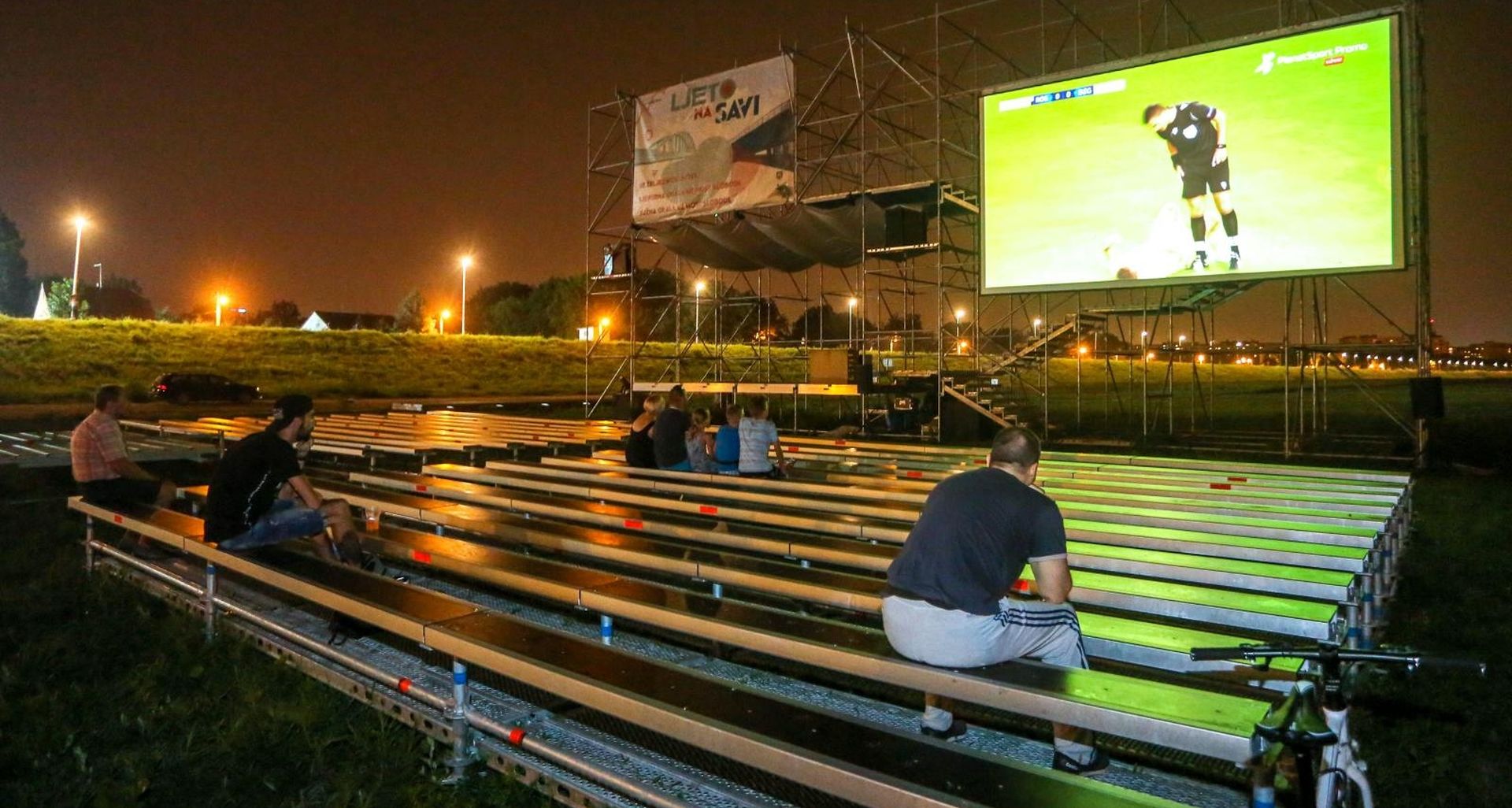 27.08.2019., Zagreb - Ljeto na Savi, gledanje utkamice FC Rosenborg - GNK Dinamo.

Photo: Matija Habljak/PIXSELL