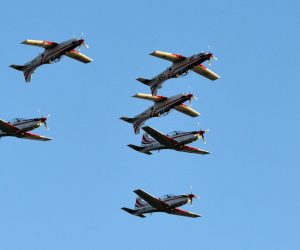 29.06.2019., Sibenik - Tradicionalnim akrobatskim programom Krila Oluje obiljezila su iznad Sibenika zadnji dan 59. Medjunarodnog djecjeg festivala.
Photo: Dusko Jaramaz/PIXSELL
