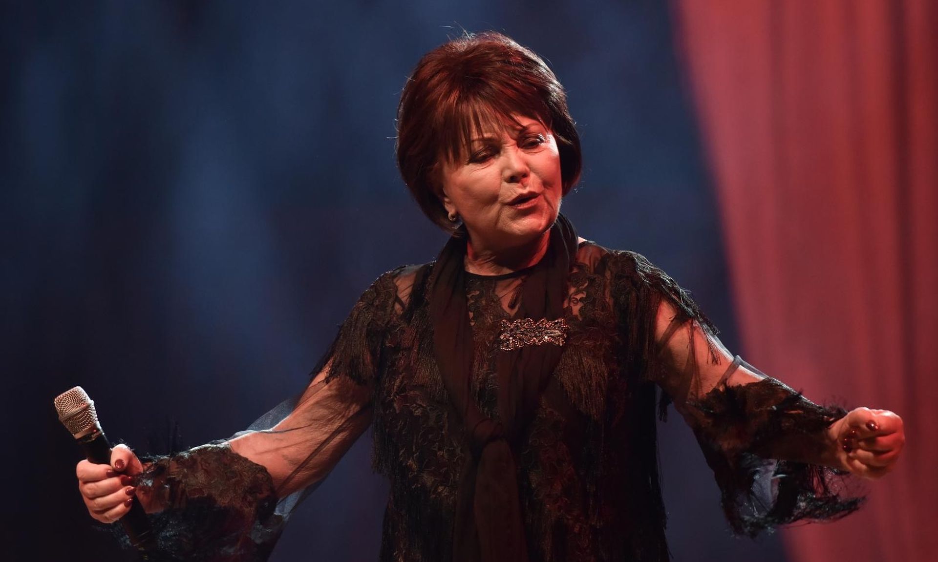Zagreb: U KD Lisinski održan dobrotvorni koncert na najveće sklonište pasa u Hrvatskoj 30.10.2018., Zagreb-U Velikoj dvorani Vatroslava Lisinskog odrzan je dobrotvorni koncert za obnovu ZEU Prijatelji zivotinja i prirode Cakovec najveeg no kill sklonista za pse u Hrvatskoj. Na koncertu su nastupili brojni pjevaci i pjevacice s hrvatske estrade.
Photo: Davorin Visnjic/PIXSELL
