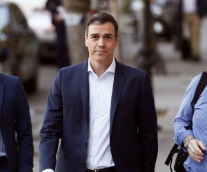 epa07758737 Actintg Spanish Prime Minister, Pedro Sanchez (C), arrives to meet representatives from the tertiary sector, the educative community and the rural depopulated territories in Madrid, Spain, 06 August 2019. Sanchez meets civic groups in an attempt to achieve support to form Government, after the second vote for an investiture at Parliament failed on 25 July 2019. Spain will be holding elections on 10 November 2019 if Sanchez fails to obtain enough support for a new investiture in September.  EPA/MARISCAL