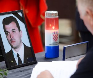 Split, 3.09.2019, Komemoracija Komodora Ivice Tolića održana u Domu Hrvatske vojske „General-bojnik Ivo Jelić“ u Splitu.               foto HINA/ Mario STRMOTIĆ/ ms