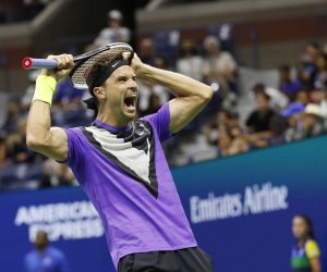 epa07815828 Grigor Dimitrov of Bulgaria celebrates after defeating Roger Federer of Switzerland during their quarter-finals round match on the ninth day of the US Open Tennis Championships the USTA National Tennis Center in Flushing Meadows, New York, USA, 03 September 2019. The US Open runs from 26 August through 08 September.  EPA/JOHN G. MABANGLO
