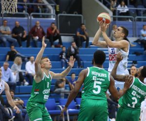 Zagreb, 28.09.2019. - Polufinalni susret Superkupa košarkaške ABA lige u Zagrebu: Budućnost VOLI - Cedevita Olimpija. Na fotografiji Petar Popović (Budućnost). foto HINA/ Lana SLIVAR DOMINIĆ/ lsd