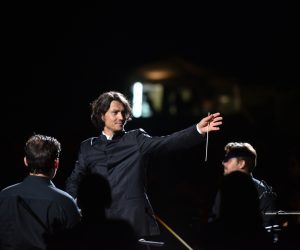 01.08.2019., Pula - Mezzosopranistica Ivana Srbljan  veceras je na “sceni” u pulskoj Areni, gdje je zajedno s kolegama u sklopu festivala Summer Classics izvela  Bizetovu “Carmen”, reziranu posebno za taj prostor. Na sceni je  Ivanin partner bio  Aljaz Farasin,  koji jr pjevao  Don Josea.Dirigent Yordan Kamdzhalov.
Photo: Dusko Marusic /PIXSELL