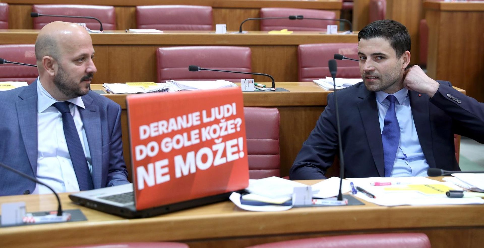02.05.2019., Zagreb - Sabor je 12. sjednicu nastavio raspravom o izmjeni i dopuni Zakona o trzistu elektricne energije. Gordan Maras, Davor Bernardic.
Photo: Patrik Macek/PIXSELL