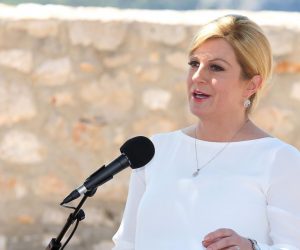 04.09.2019., Sibenik - Austrijski predsjednik Alexander Van der Bellen, slovenski predsjednik Borut Pahor i hrvatska predsjednica Kolinda Grabar-Kitarovic sastali su se kako bi razgovarali o regionalnoj suradnji. Nakon susreta predsjednici su dali izjave.
Photo: Dusko Jaramaz/PIXSELL