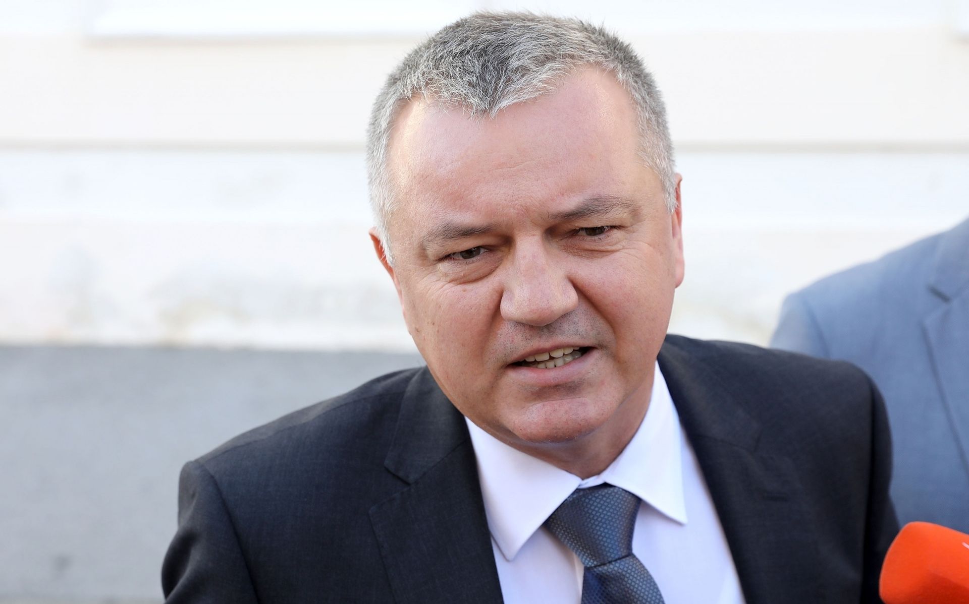 05.09.2019., Zagreb - Vlada RH je u Banskim dvorima odrzala svoju 177. sjednicu. Ministri dolaze na sjednicu. Darko Horvat, ministar gospodarstva, poduzetnistva i obrta.
Photo: Patrik Macek/PIXSELL