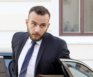 05.09.2019., Zagreb - Vlada RH je u Banskim dvorima odrzala svoju 177. sjednicu. Ministri dolaze na sjednicu. Josip Aladrovic, ministar rada i mirovinskoga sustava.
Photo: Patrik Macek/PIXSELL