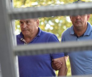 05.09.2019., Velika Gorica - Privodjenje Damira Skare, celnika AK Siget kojeg je zaposlenica prijavila za silovanje, na ispitivanje u Zupanijsko drzavno odvjetnistvo. Photo: Davorin Visnjic/PIXSELL