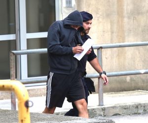 06.09.2019., Sibenik - Privodjenje druge grupe optuzenih za napad u Uzdolju kod Knina. Maskirani napadaci napali su, 21. kolovoza, ljude u kaficu Petko koji su gledali utakmicu doigravajna Lige prvaka izmedju Young Boysa i Crvene zvezde. Photo: PIXSELL