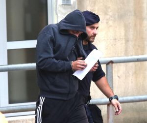 06.09.2019., Sibenik - Privodjenje druge grupe optuzenih za napad u Uzdolju kod Knina. Maskirani napadaci napali su, 21. kolovoza, ljude u kaficu Petko koji su gledali utakmicu doigravajna Lige prvaka izmedju Young Boysa i Crvene zvezde. Photo: PIXSELL