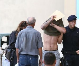 06.09.2019., Sibenik - Privodjenje druge grupe optuzenih za napad u Uzdolju kod Knina. Maskirani napadaci napali su, 21. kolovoza, ljude u kaficu Petko koji su gledali utakmicu doigravajna Lige prvaka izmedju Young Boysa i Crvene zvezde. Photo: PIXSELL