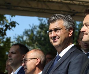 08.09.2019., Solin - U povodu Dana grada Solina i svetkovine Male Gospe sluzena je sveta misa i odrzana je procesija. Predsjednik Vlade Nadrej Plenkovic Photo: Ivo Cagalj/PIXSELL