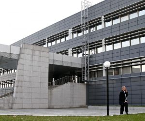 07.10.2008 Zagreb - Heinzelova, policijska uprava zagrebacka, Dubravko Novak, nacelnik ureda ravnatelja polcije daje izjavu novinarima ispred pu Zagrebacke vezanu za slucaj ubojstva Ivane Hodak
Photo: Danko Vucinovic/24sata