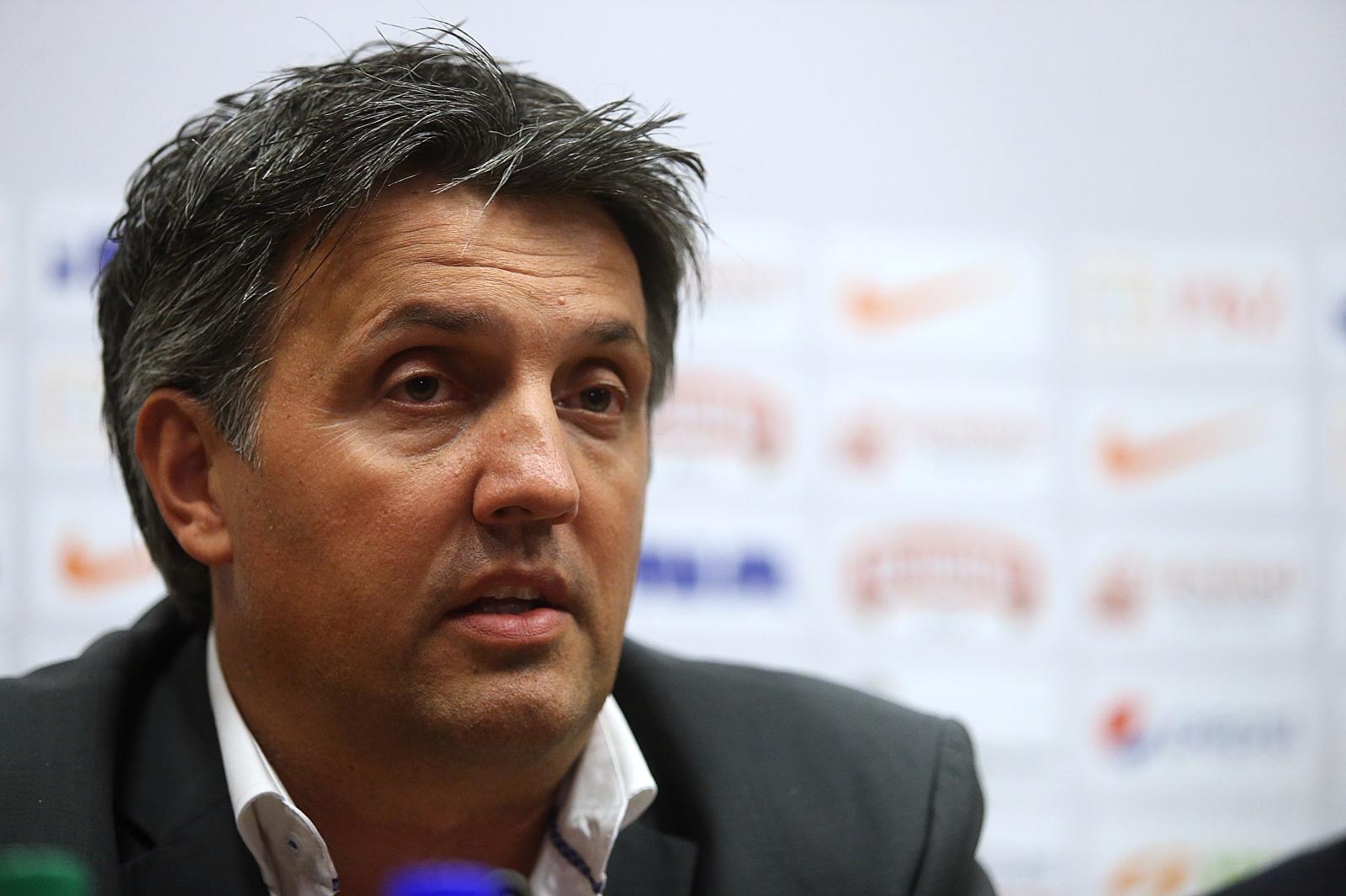 09.09.2014., Zagreb - Konferencija za medije HNS-a nakon sjednice izvrsnog odbora na kojoj je Niko Kovac smijenjen s mjesta izbornika. Tehnicki direktor reprezentacije Romeo Jozak, predsjednik HNS-a Davor Suker i glasnogovornik HNS-a Tomislav Pacak. 
Photo: Goran Stanzl/PIXSELL