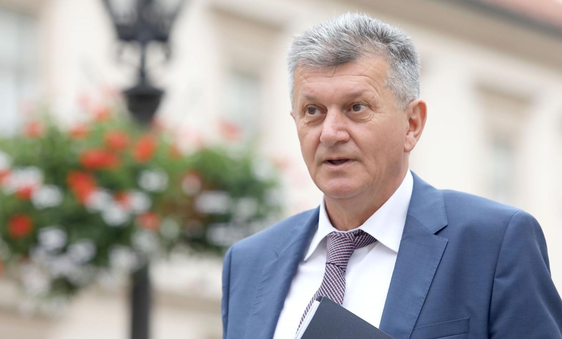 11.09.2019., Zagreb - Ministri dolaze u Banske dvore ne sjednicu uzeg kabineta Vlade RH. Milan Kujundzic 
Photo: Patrik Macek/PIXSELL