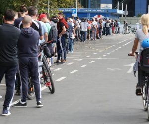 12.09.2019., Stadion Maksimir, Zagreb - Pocetak prodaje ulaznica za utakmicu lige prvaka izmedju GNK Dinamo Zagreb i Atalanta Bergamo.Photo: Marko Prpic/PIXSELL